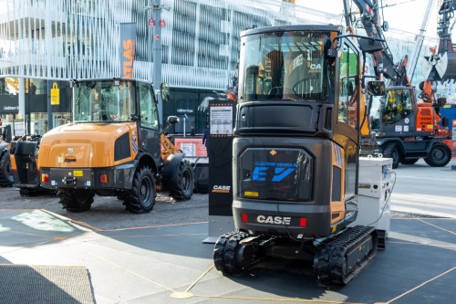 21EV en CX25EV Bauma
